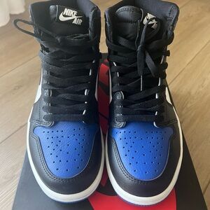 Air Jordan 1 Retro High OG “Royal Toe”